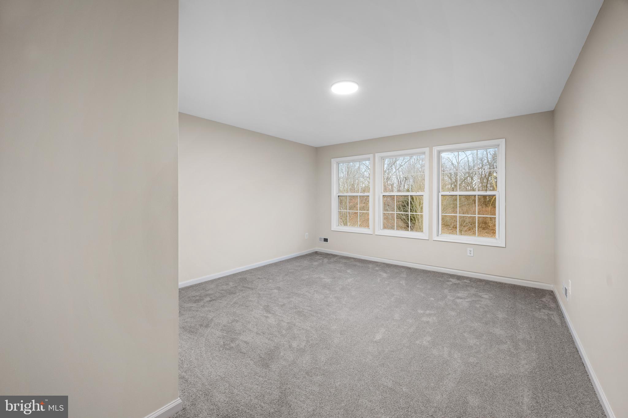 6 River Run Lawnside, NJ 08045 - Photo 46 of 64 an empty room with a window