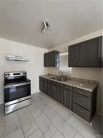 $575 | 401 Bethel Street, Roma, TX 78584