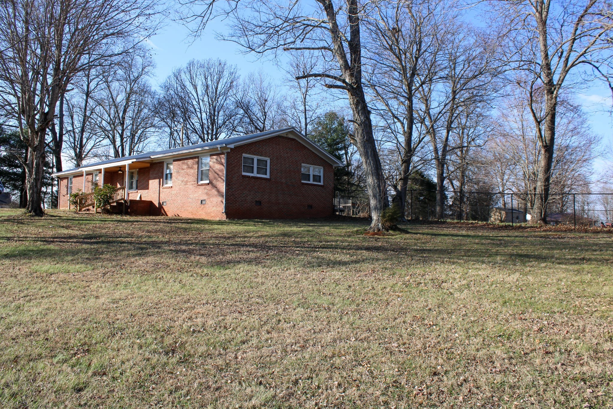 2633 Spencer Road Rock Island, TN 38581 - Photo 36 of 37 a view of large yard with large tree