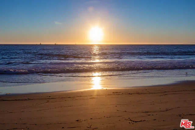 $18,900 | 42602 Pacific Coast Highway, Malibu, CA 90265