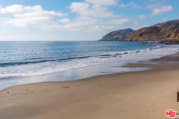 $18,900 | 42602 Pacific Coast Highway, Malibu, CA 90265