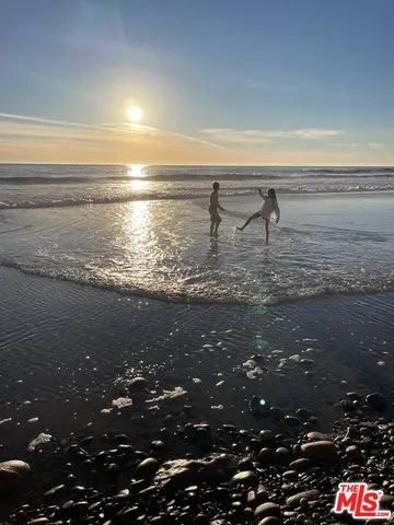 $18,900 | 42602 Pacific Coast Highway, Malibu, CA 90265