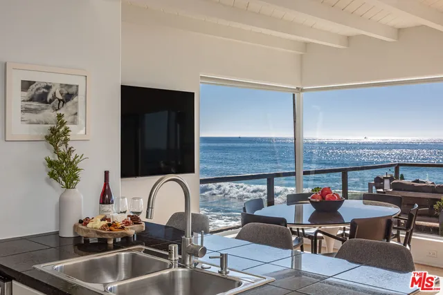 $18,900 | 42602 Pacific Coast Highway, Malibu, CA 90265