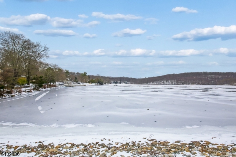 4 Cabot Lane Kinnelon, NJ 07405 - Photo 23 of 29