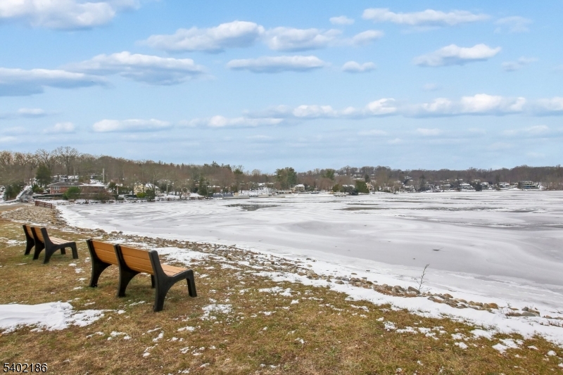 4 Cabot Lane Kinnelon, NJ 07405 - Photo 25 of 29