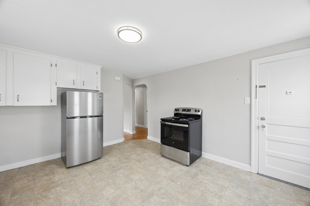 109 Hamilton Street Worcester, MA 01604 - Photo 10 of 31