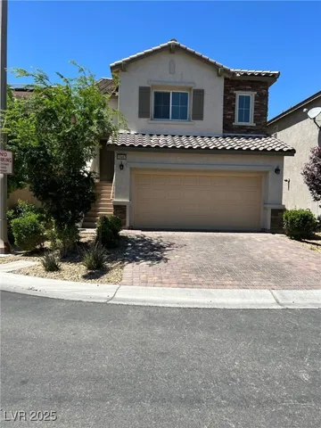 $2,695 | 10487 Forked Run Street, Las Vegas, NV 89178