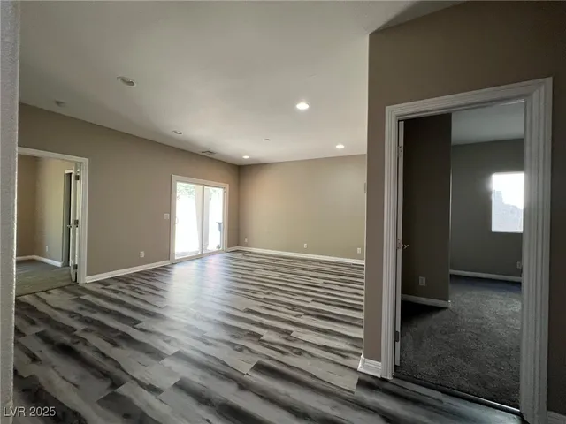 $2,695 | 10487 Forked Run Street, Las Vegas, NV 89178