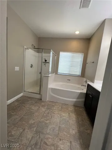 $2,695 | 10487 Forked Run Street, Las Vegas, NV 89178