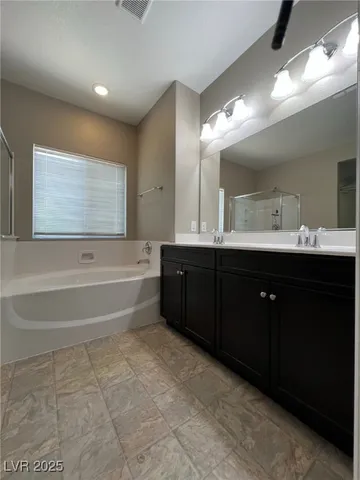 $2,695 | 10487 Forked Run Street, Las Vegas, NV 89178