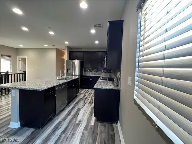 $2,695 | 10487 Forked Run Street, Las Vegas, NV 89178