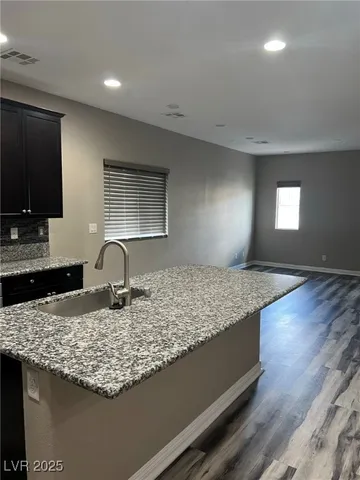 $2,695 | 10487 Forked Run Street, Las Vegas, NV 89178