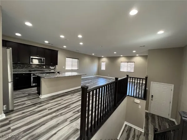 $2,695 | 10487 Forked Run Street, Las Vegas, NV 89178