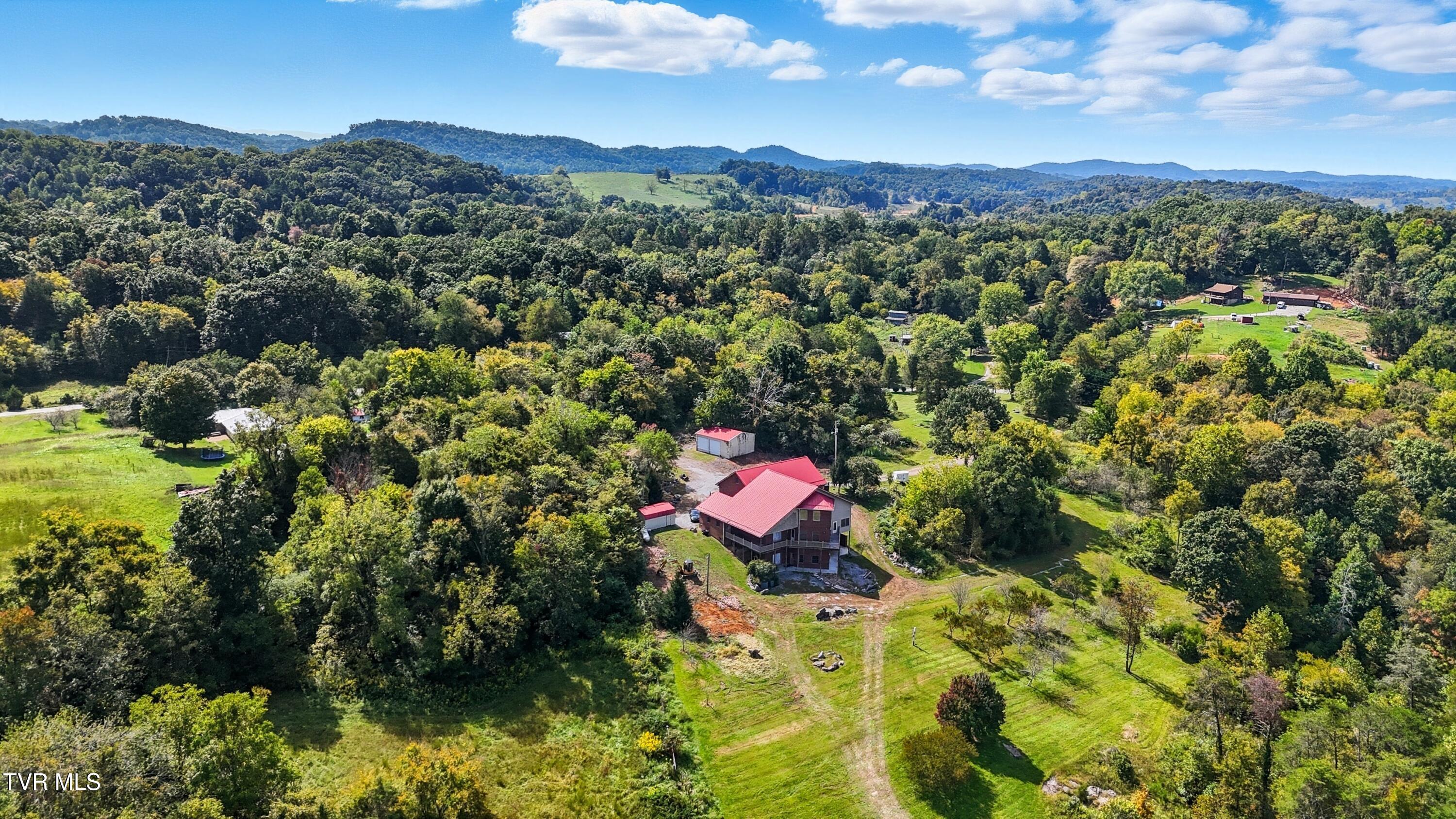 1185 Woolsey Road Greeneville, TN 37745 - Photo 38 of 59 DJI_20250917121245_0383_D