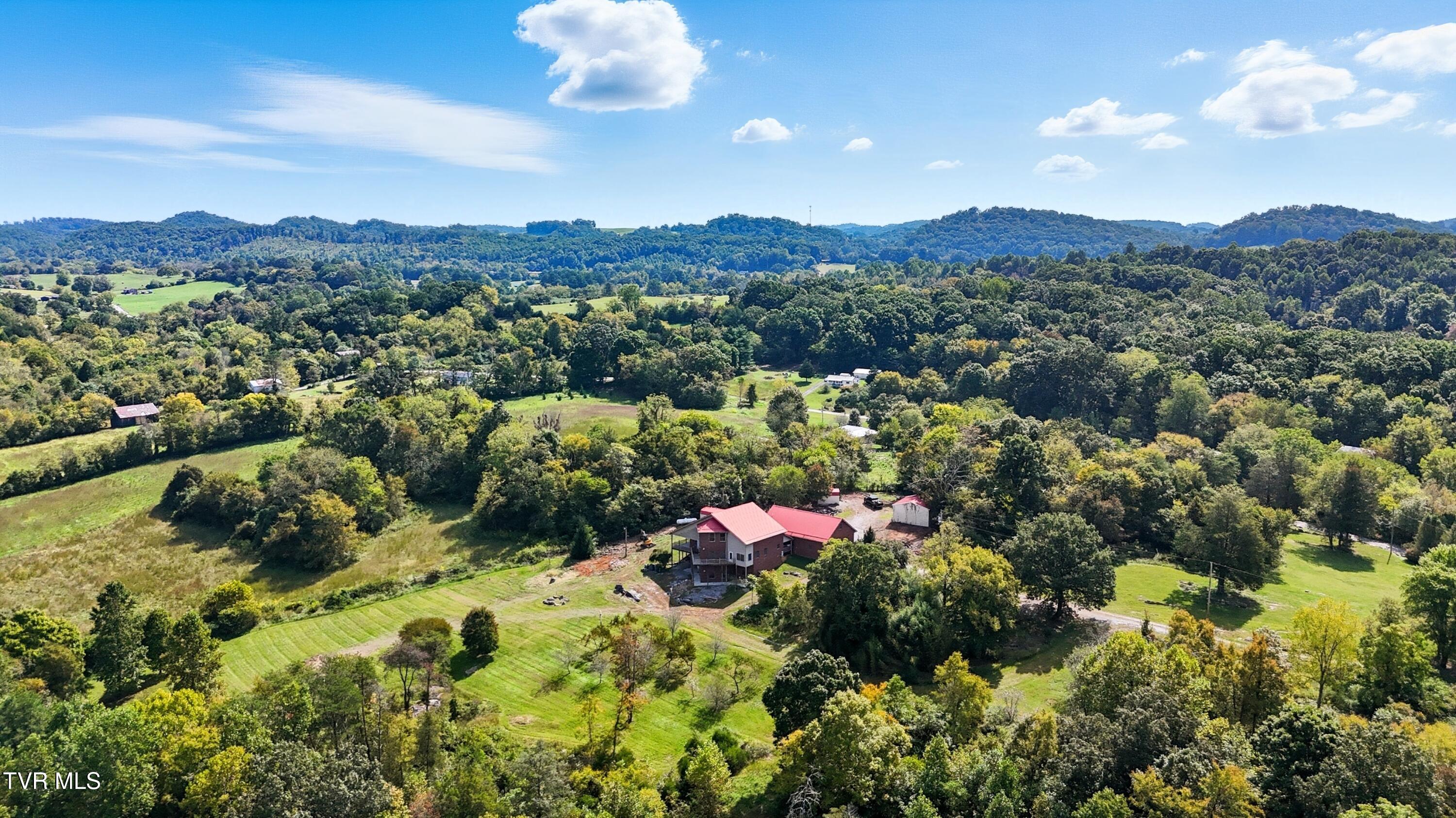 1185 Woolsey Road Greeneville, TN 37745 - Photo 42 of 59 DJI_20250917121337_0385_D