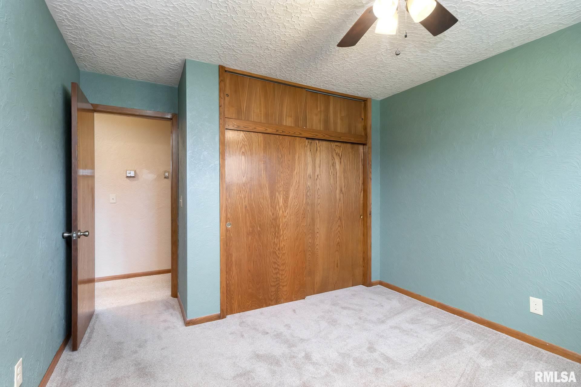 4144 Smith Road Colona, IL 61241 - Photo 12 of 30 Gallery Image 12