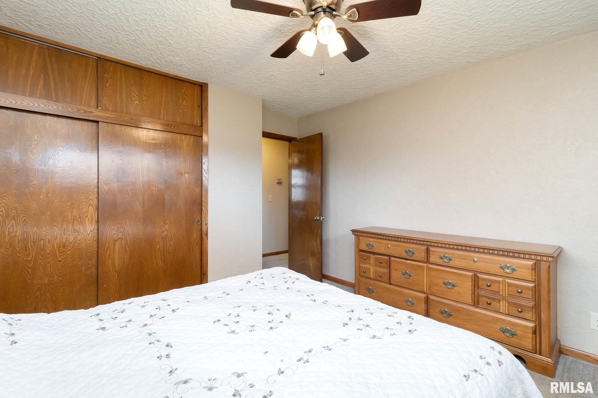 4144 Smith Road Colona, IL 61241 - Photo 14 of 30 Gallery Image 14