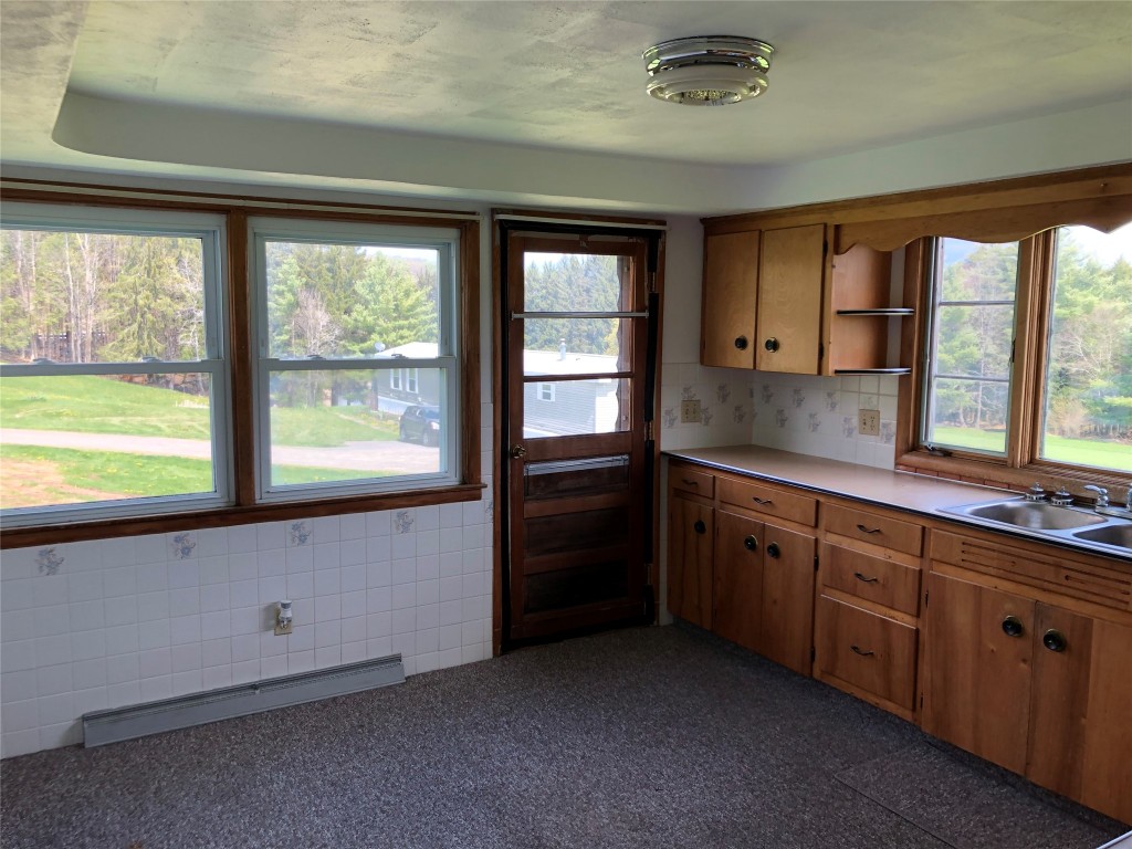 582 Ballyhack Road Port Crane, NY 13833 - Photo 7 of 16 Gallery Image 7