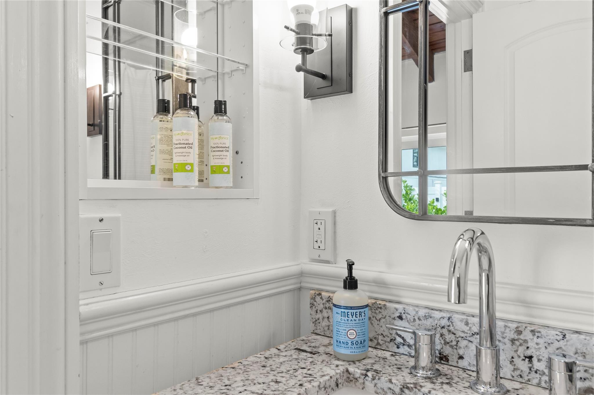 2453 Southridge Road Delray Beach, FL 33444 - Photo 30 of 38 Second Bath 2