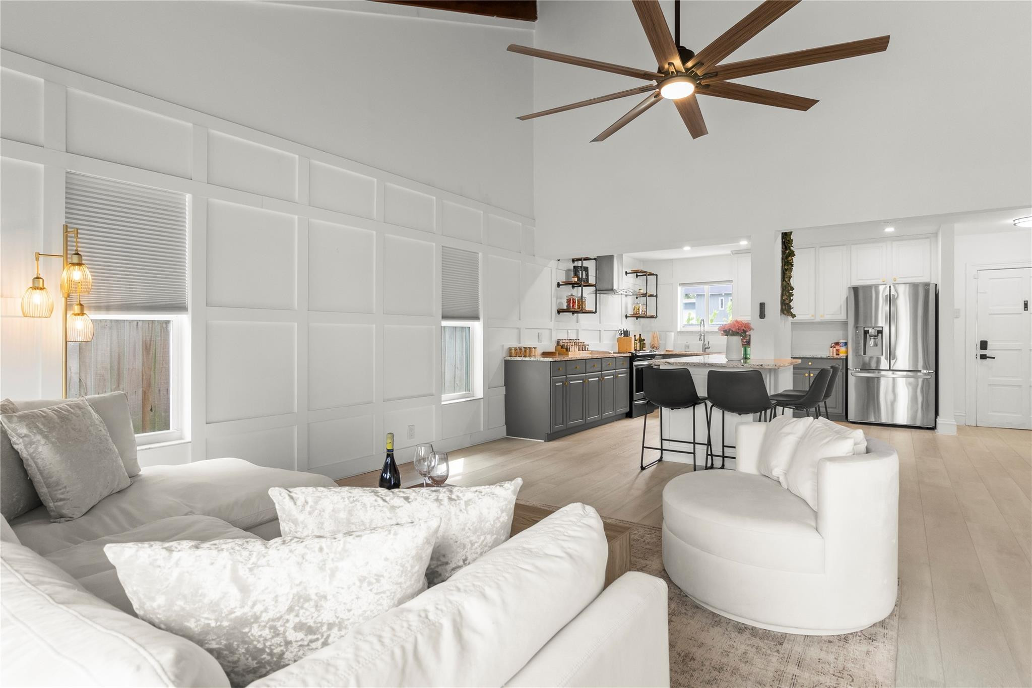 2453 Southridge Road Delray Beach, FL 33444 - Photo 5 of 38 Main Living Area 2