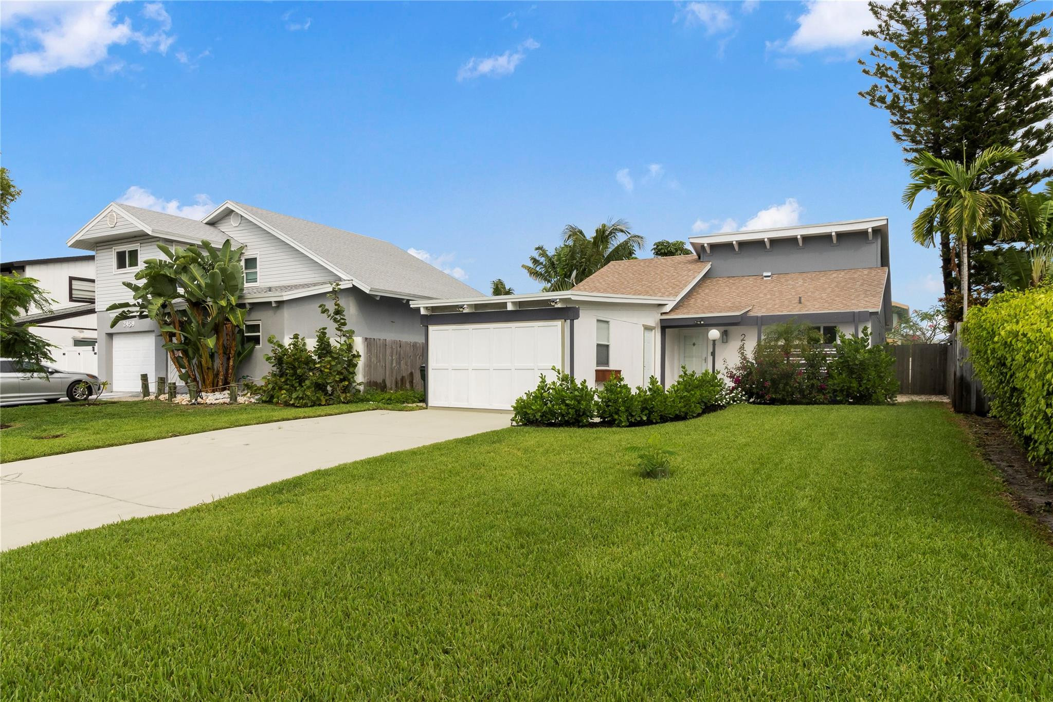 2453 Southridge Road Delray Beach, FL 33444 - Photo 6 of 38 Your Next Home