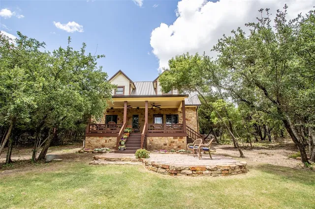$950,000 | 5545 County Road 225, Hico, TX 76457
