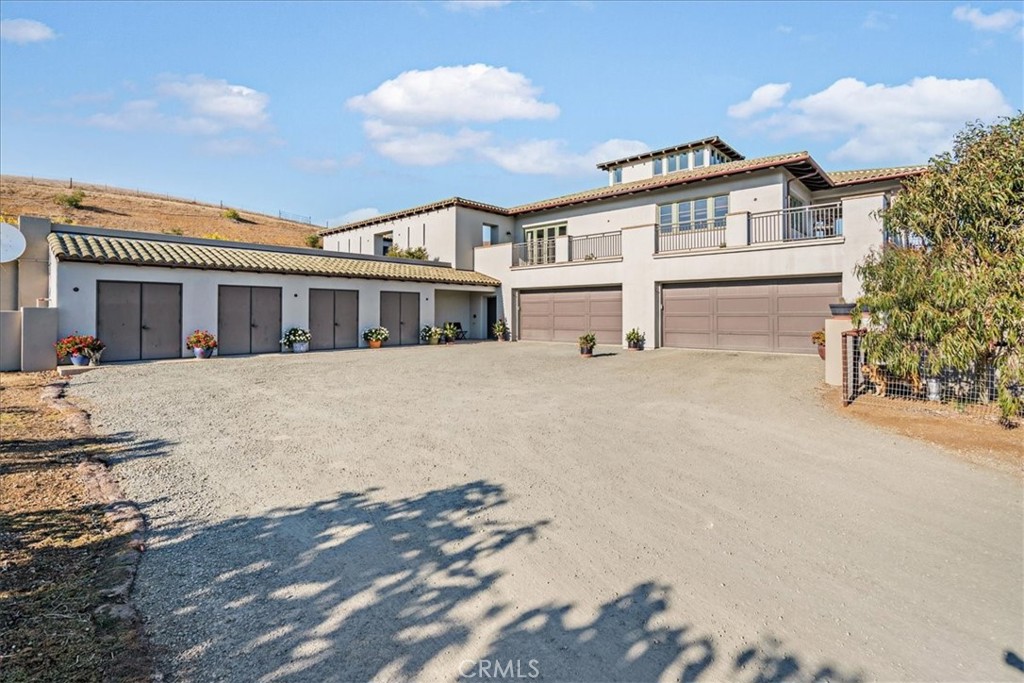 3515 Turri Road San Luis Obispo, CA 93405 - Photo 46 of 73 Garage Exterior