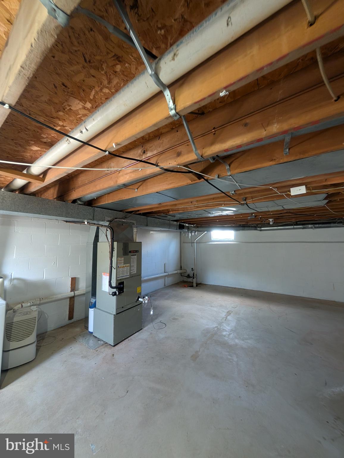 312 Cold Spring Place Dover, DE 19904 - Photo 29 of 31 a view of a room with wooden cabinets
