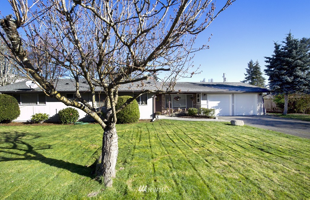 11434 Southeast 180th Place Renton, WA 98055 - Photo 1 of 20 Gallery Image 1