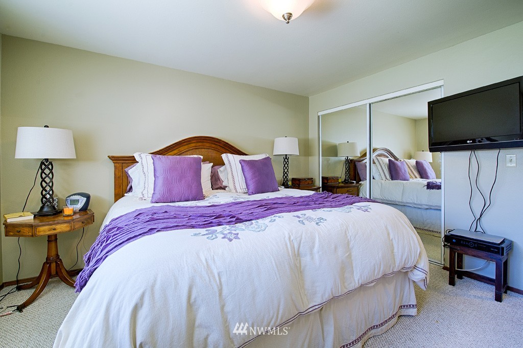 11434 Southeast 180th Place Renton, WA 98055 - Photo 11 of 20 Gallery Image 11