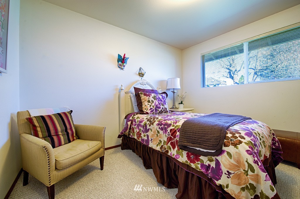 11434 Southeast 180th Place Renton, WA 98055 - Photo 12 of 20 Gallery Image 12