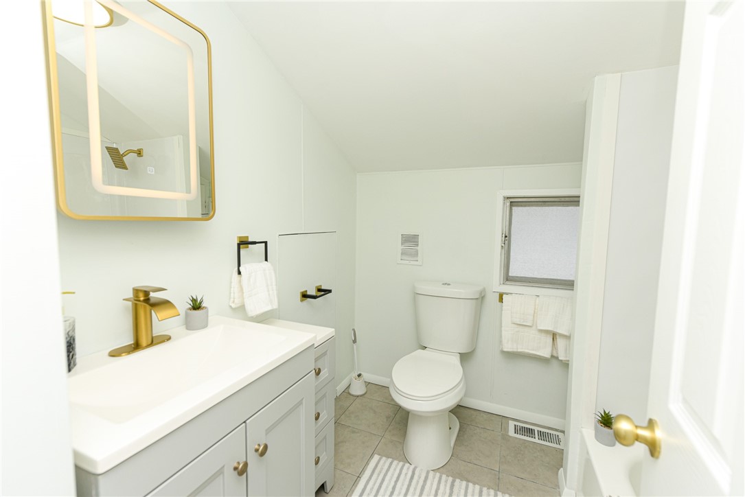 259 Windsor Road Greece, NY 14612 - Photo 27 of 33