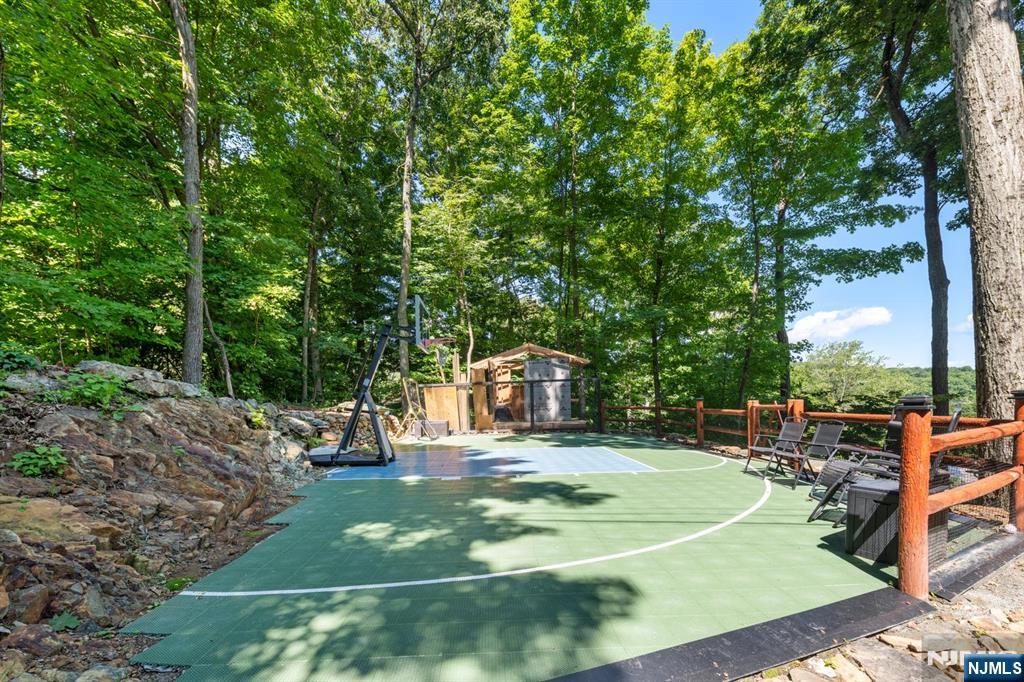 4 Glen Road Vernon, NJ 07422 - Photo 27 of 33 Gallery Image 27