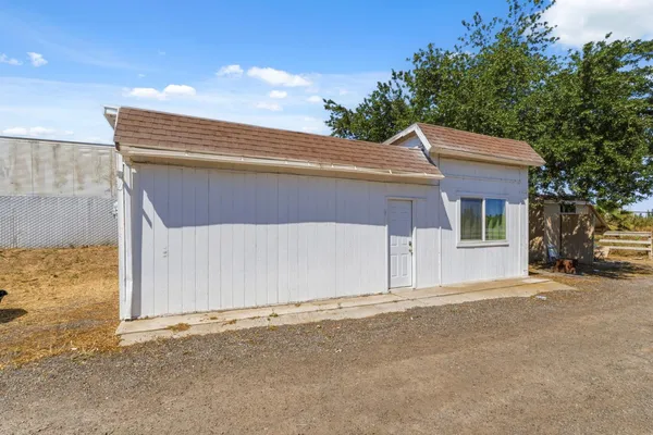 $750,000 | 5792 West Olive Avenue, Fresno, CA 93723