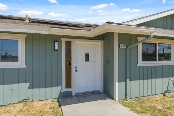 $750,000 | 5792 West Olive Avenue, Fresno, CA 93723