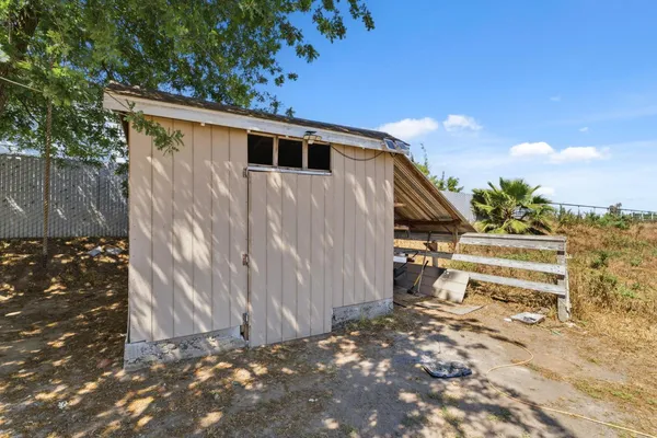 $750,000 | 5792 West Olive Avenue, Fresno, CA 93723