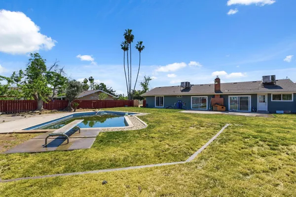 $750,000 | 5792 West Olive Avenue, Fresno, CA 93723