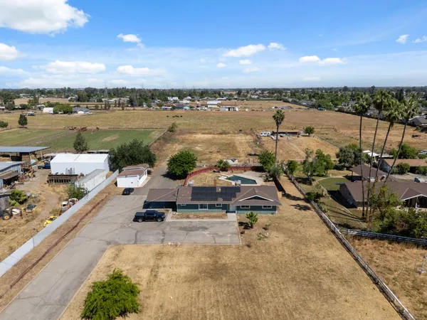 $750,000 | 5792 West Olive Avenue, Fresno, CA 93723