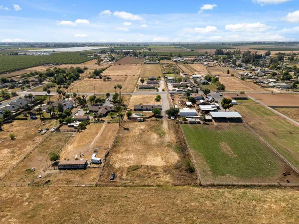 $750,000 | 5792 West Olive Avenue, Fresno, CA 93723