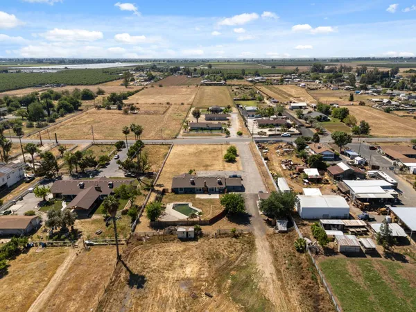 $750,000 | 5792 West Olive Avenue, Fresno, CA 93723