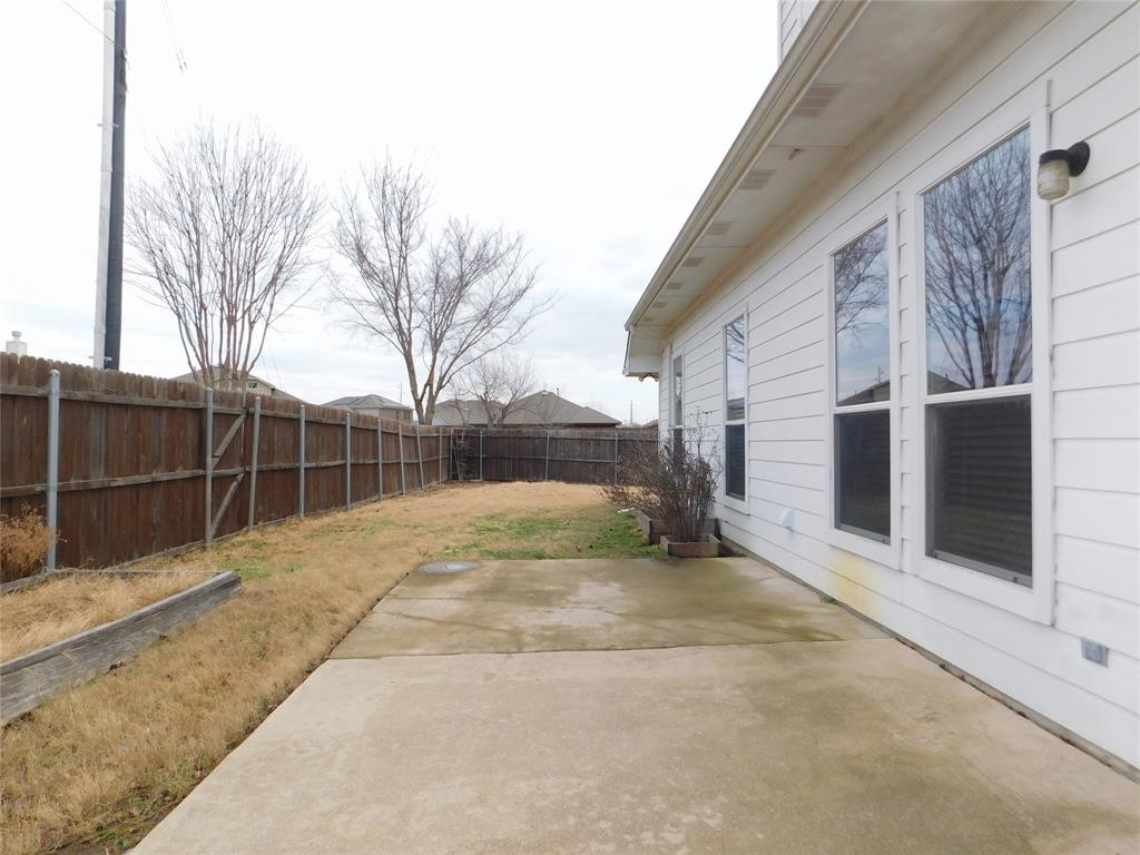 3919 Canton Court Denton, TX 76208 - Photo 24 of 26 a view of backyard space