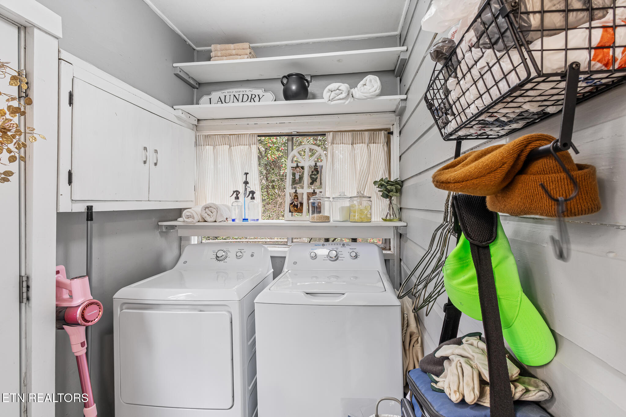 908 East Madison Avenue Athens, TN 37303 - Photo 18 of 40 908 East Madison-10