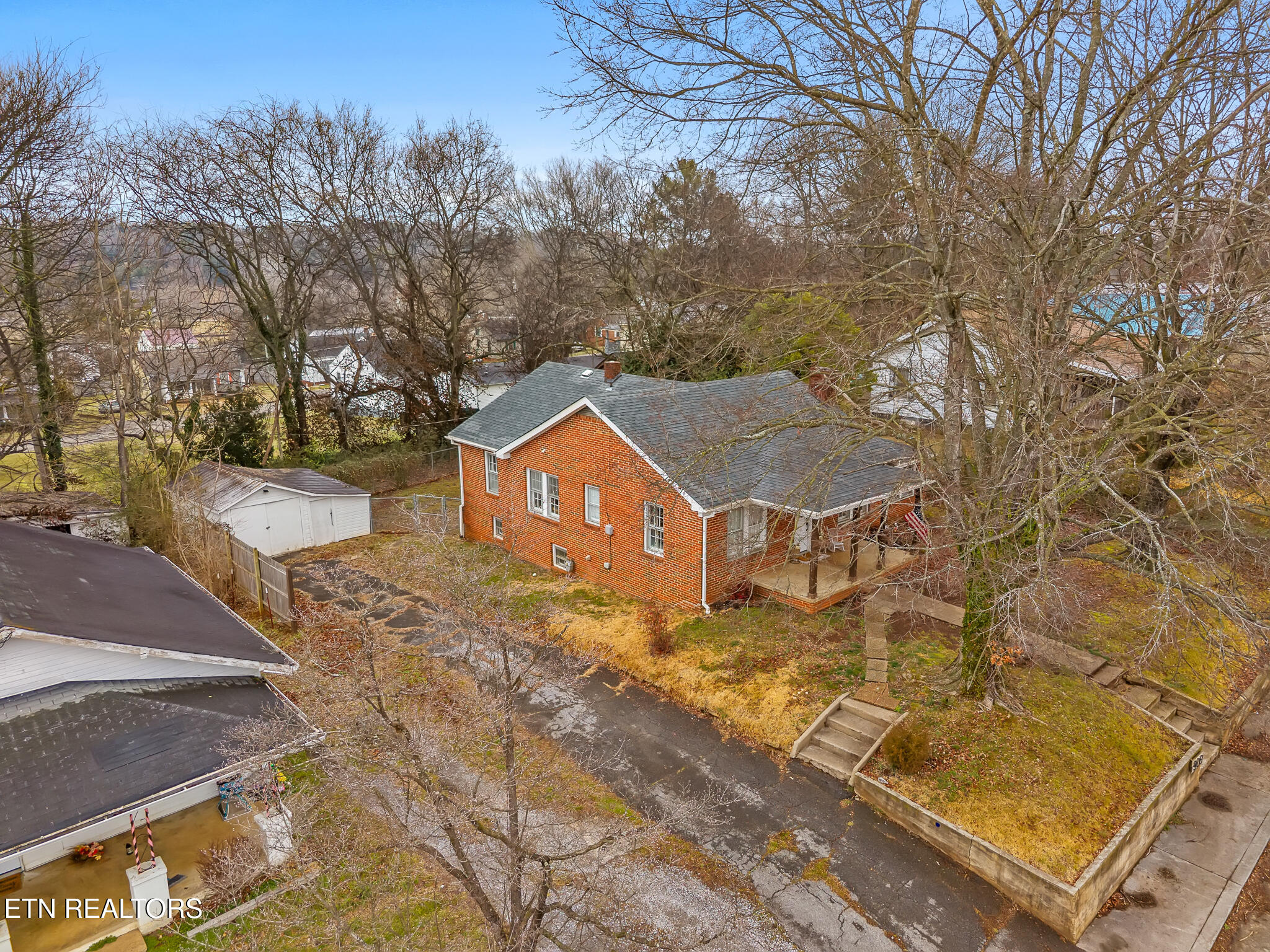 908 East Madison Avenue Athens, TN 37303 - Photo 40 of 40 908 East Madison-26