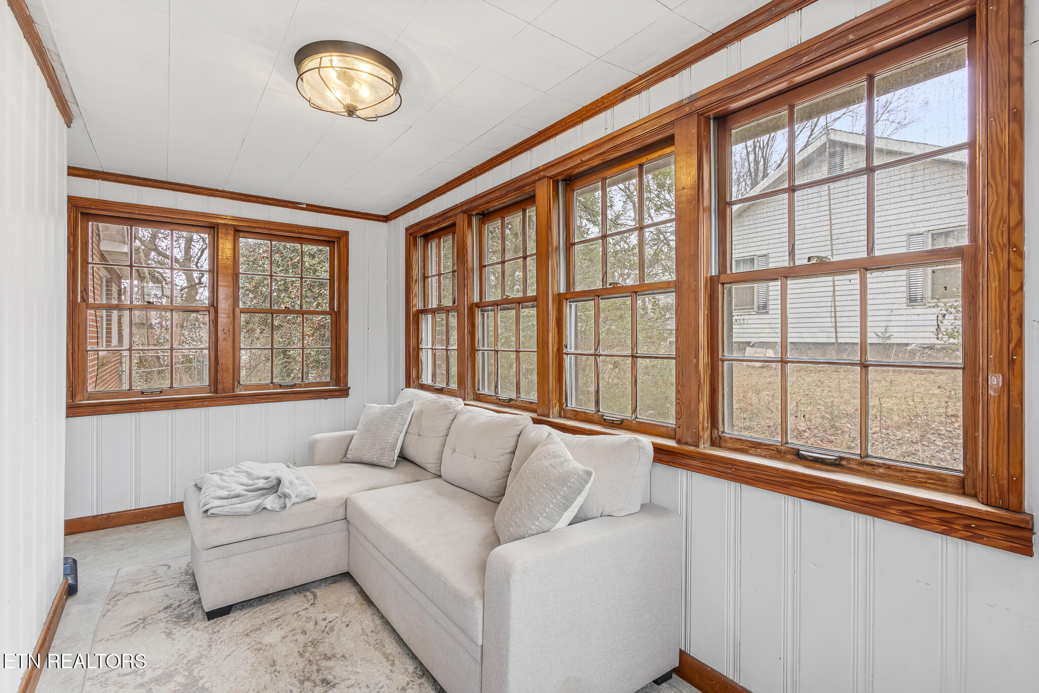 908 East Madison Avenue Athens, TN 37303 - Photo 5 of 40 908 East Madison-19