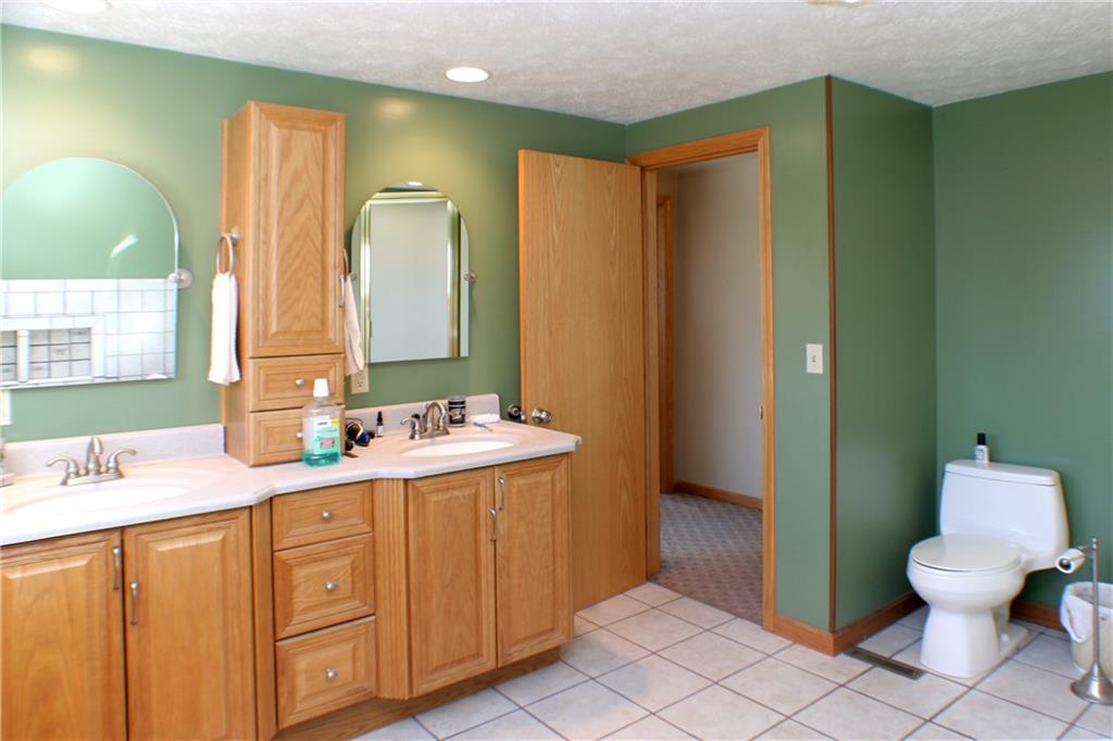 3228 North Hermitage Road Transfer, PA 16154 - Photo 11 of 25 Gallery Image 11