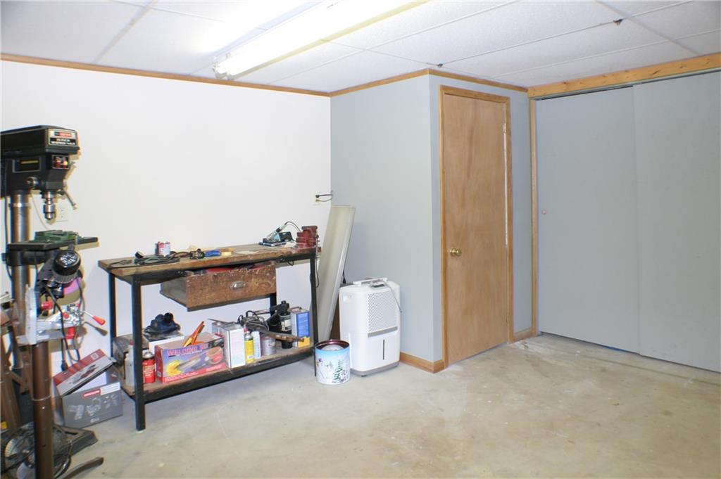3228 North Hermitage Road Transfer, PA 16154 - Photo 19 of 25 Gallery Image 19