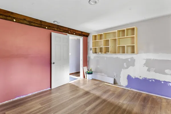 $300,000 | 128 Roberts Hill Road, Claremont, NH 03743