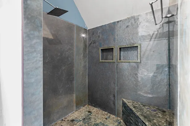 $319,900 | 128 Roberts Hill Road, Claremont, NH 03743