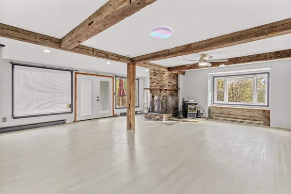 $300,000 | 128 Roberts Hill Road, Claremont, NH 03743