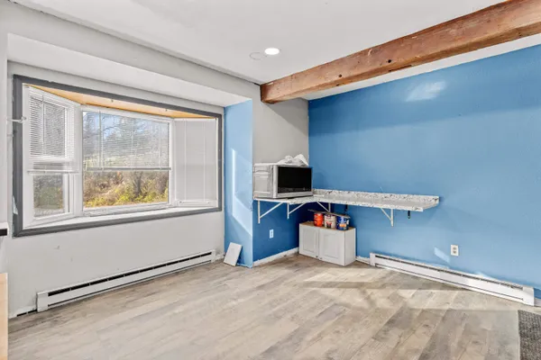 $300,000 | 128 Roberts Hill Road, Claremont, NH 03743